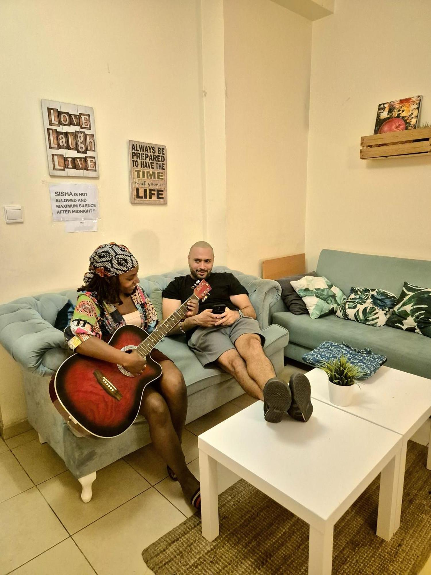 Bohemian Backpackers Hostel Dubai Ngoại thất bức ảnh