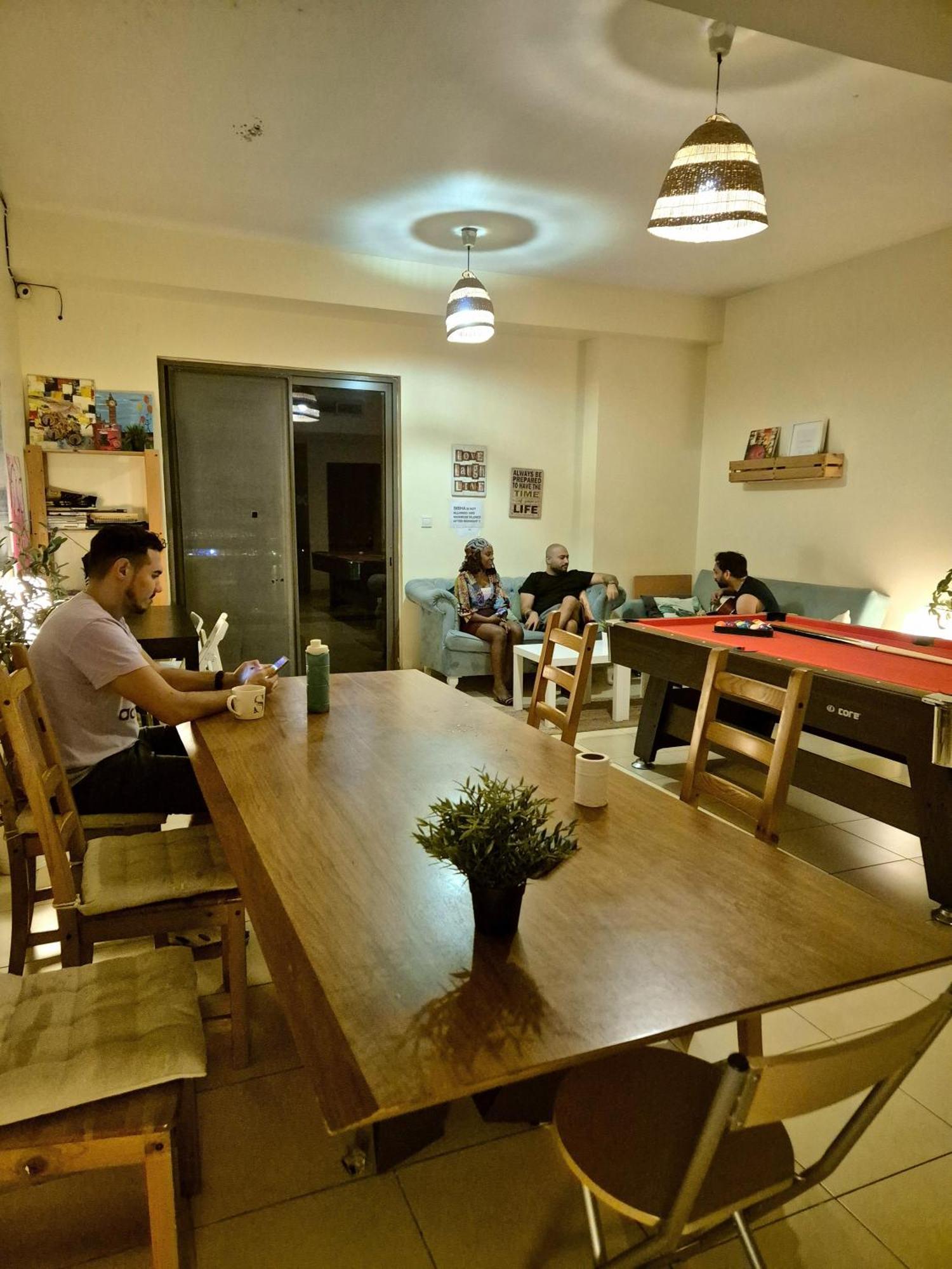 Bohemian Backpackers Hostel Dubai Ngoại thất bức ảnh