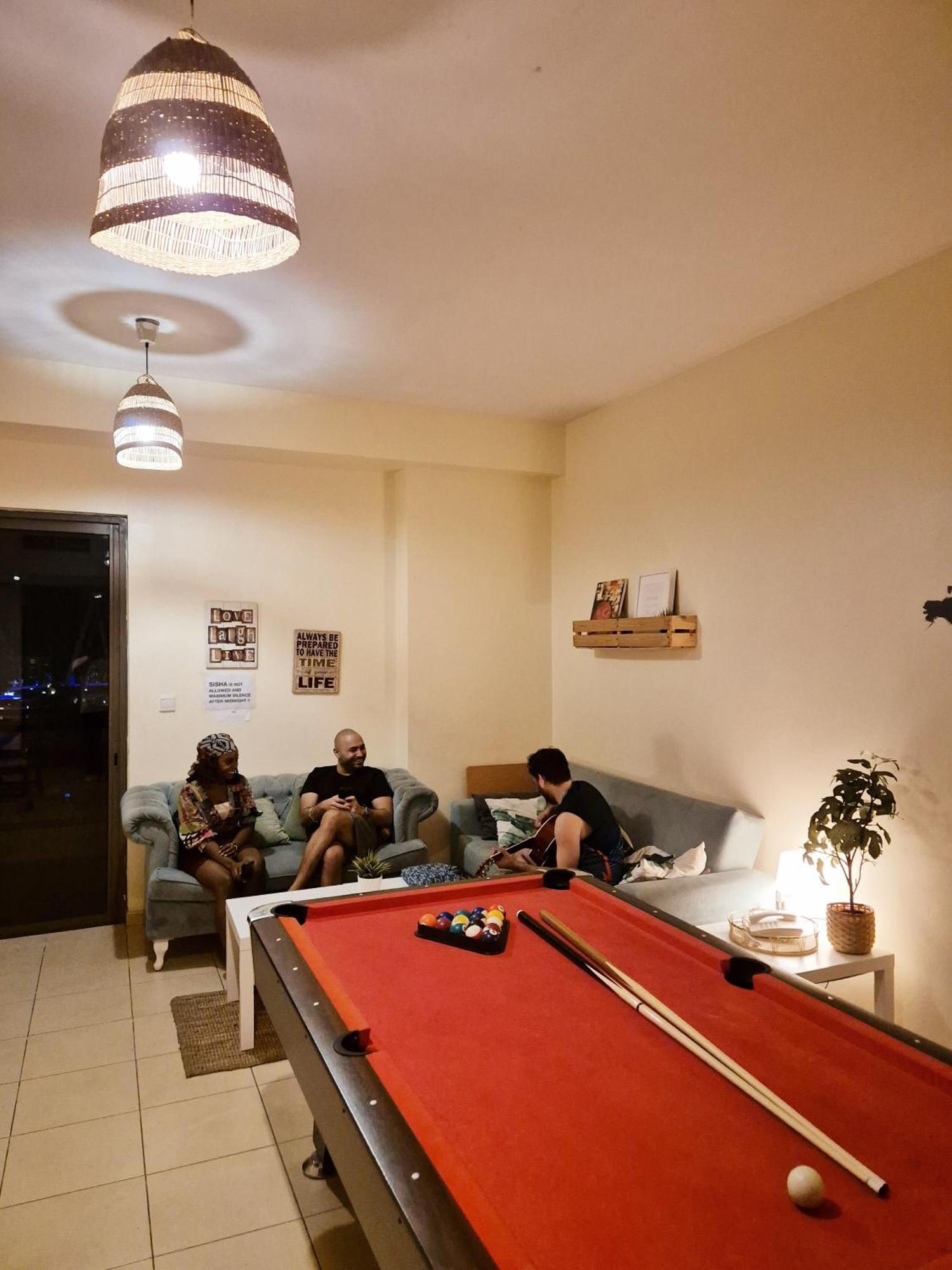 Bohemian Backpackers Hostel Dubai Ngoại thất bức ảnh